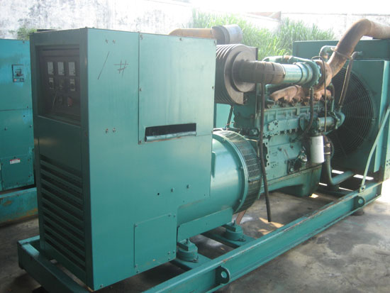 奉节租赁发电机- 发电机碳刷磨损的原因是什么