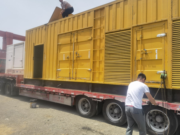 奉节发电机出租100KW发电机需要什么规格的电缆线？