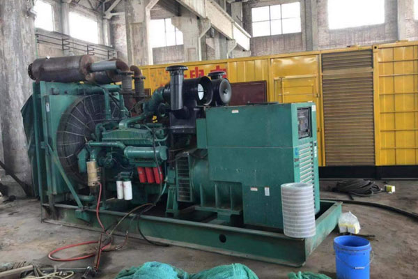 奉节发电机组的空气滤清器应该如何保养？